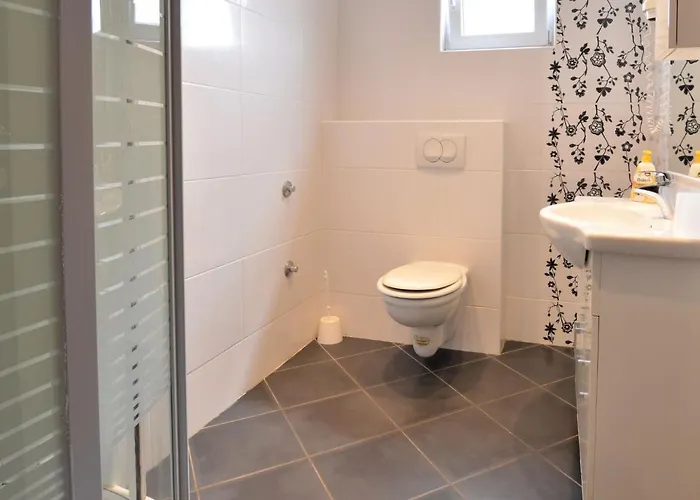 Josip-2 By Interhome *