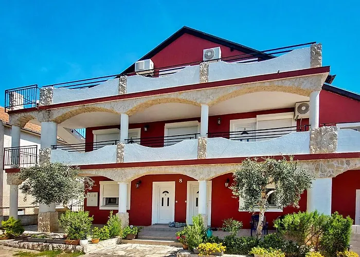 Josip-2 By Interhome